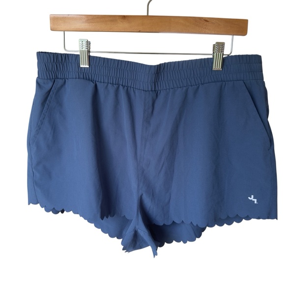 JoyLab Navy Scallop Hem High Rise Running Shorts Activewear Athleisure Large - Picture 1 of 7